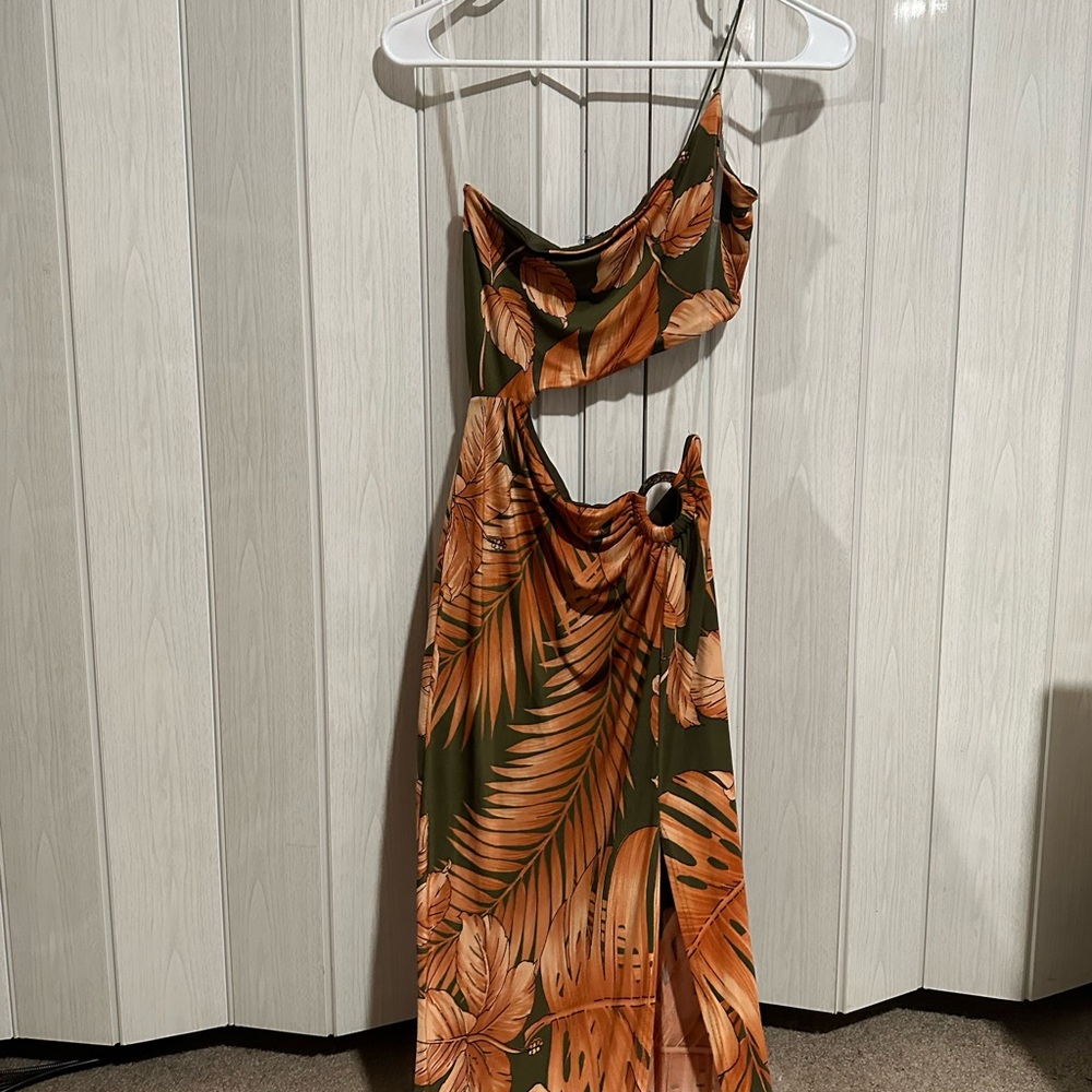 Windsor Tropical Print Cut-Out Dress